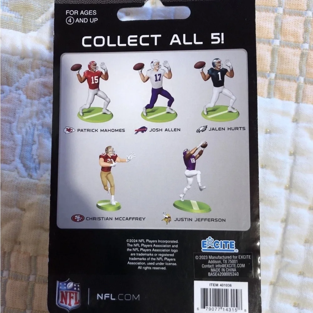 NFL Excite Series 1 Collectible 2.5" Mini Figure JALEN HURTS - NEW - Picture 3 of 4